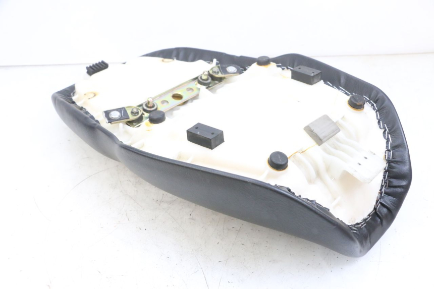 photo de ASIENTO SUZUKI GSF N BANDIT 600 (1996 - 1999) - Otra perspectiva