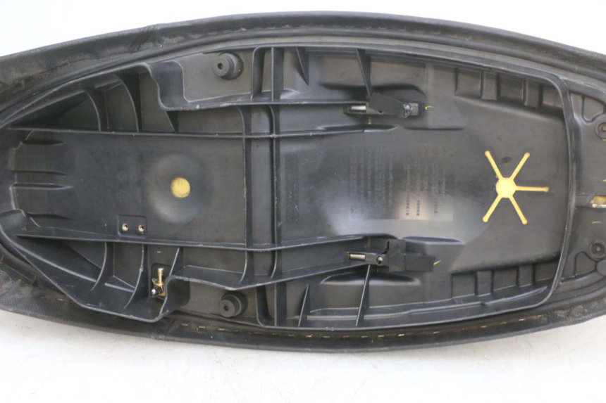 photo de ASIENTO SYM GTS EVO 125 (2009 - 2013) - Foto de producto adicional