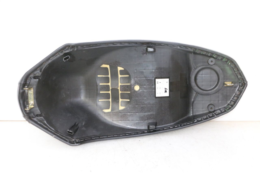 photo de ASIENTO PEUGEOT KISBEE 2T 50 (2010 - 2017)