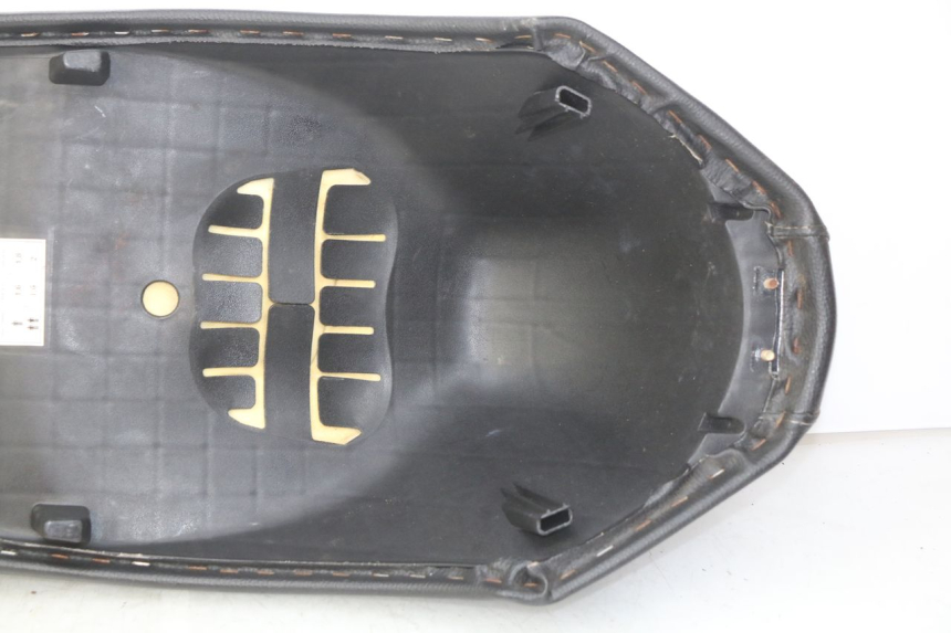photo de ASIENTO PEUGEOT KISBEE 4T 50 (2018 - 2022)
