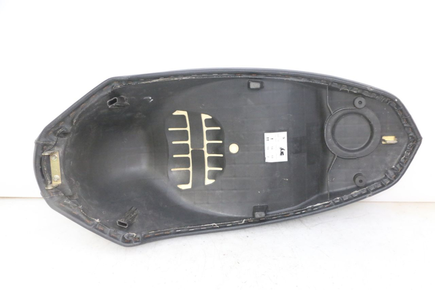 photo de ASIENTO PEUGEOT KISBEE 4T 50 (2018 - 2022)