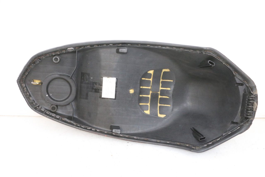 photo de ASIENTO PEUGEOT KISBEE 4T 50 (2010 - 2017) - Recambio usado revisado
