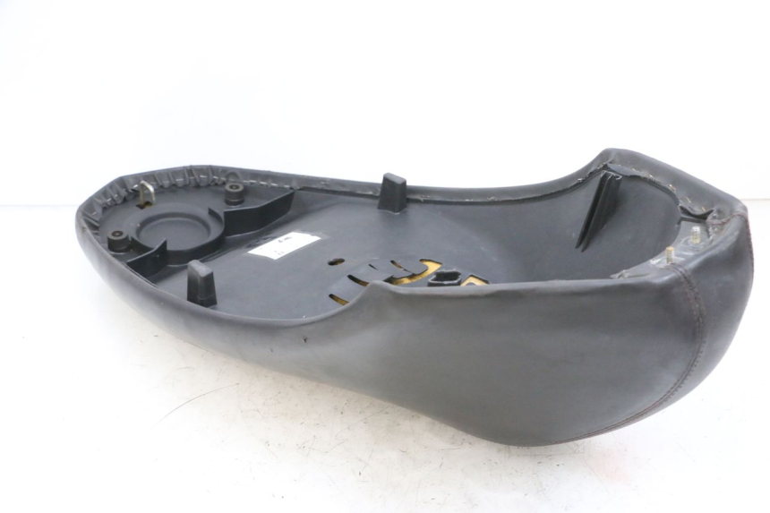 photo de ASIENTO PEUGEOT KISBEE 4T 50 (2018 - 2022) - Zoom sobre los componentes