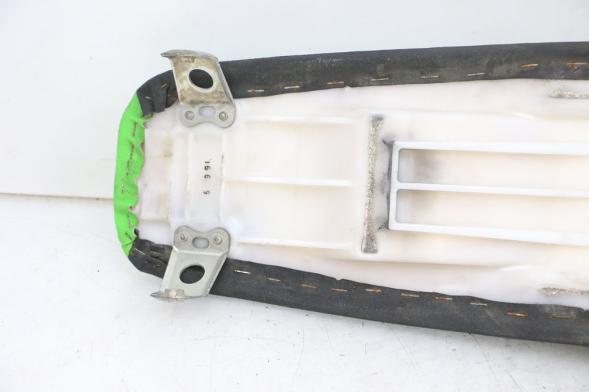 photo de ASIENTO KAWASAKI KXF KX-F 250 (2017 - 2019) - Zoom sobre los componentes