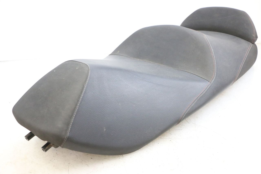 photo de ASIENTO PIAGGIO MP3 HPE 350 (2018 - 2020) - Foto de producto adicional