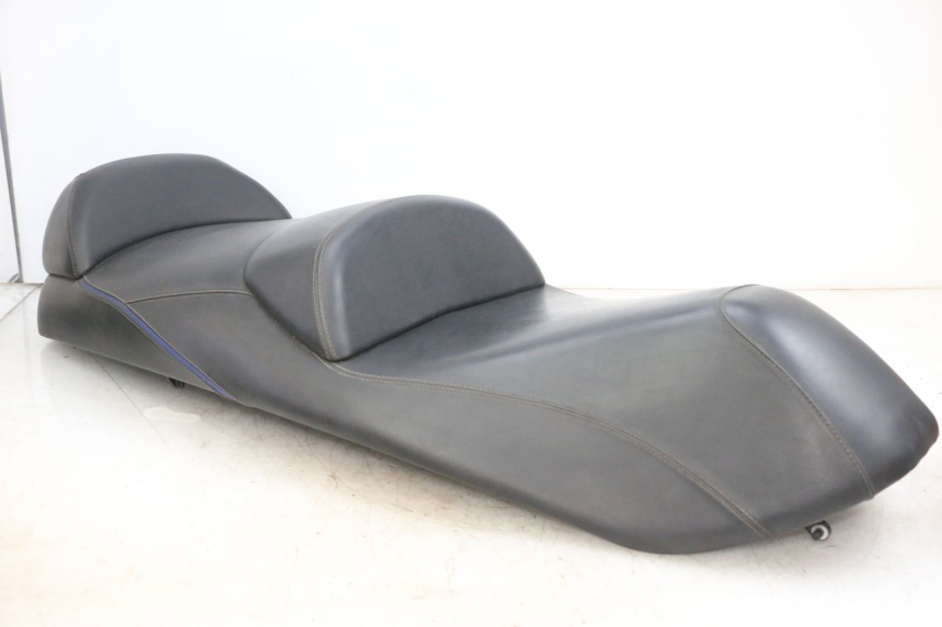 photo de ASIENTO PIAGGIO MP3 500 (2016 - 2018) - Ángulo de visión alternativo