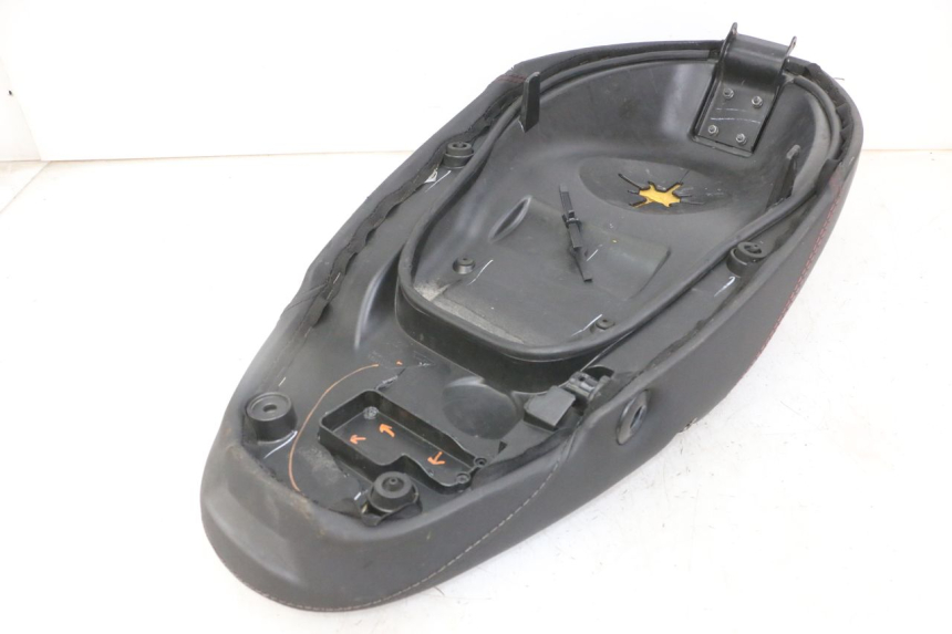 photo de ASIENTO PIAGGIO NEW TYPHOON 50 (2018 - 2021)
