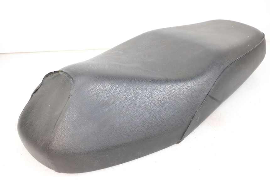photo de ASIENTO HONDA NHX LEAD 110 (2008 - 2010) - Primer plano técnico