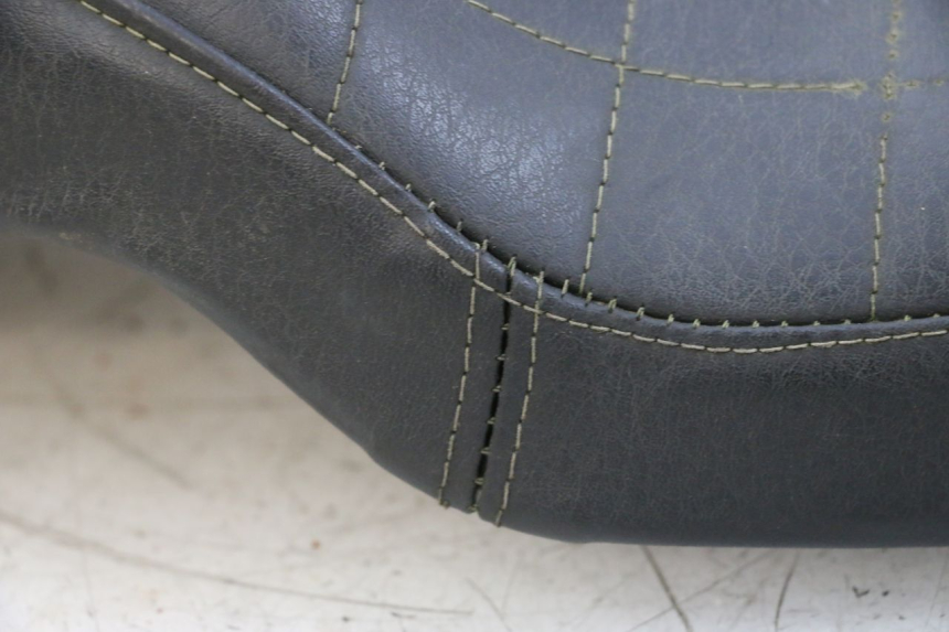 photo de ASIENTO HONDA NSR R 125 (1994 - 2003) - Detalle de la pieza