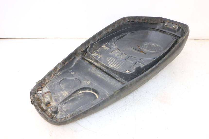 photo de ASIENTO SYM ORBIT 2 50 (2008 - 2014) - Detalles de los puntos de fijación