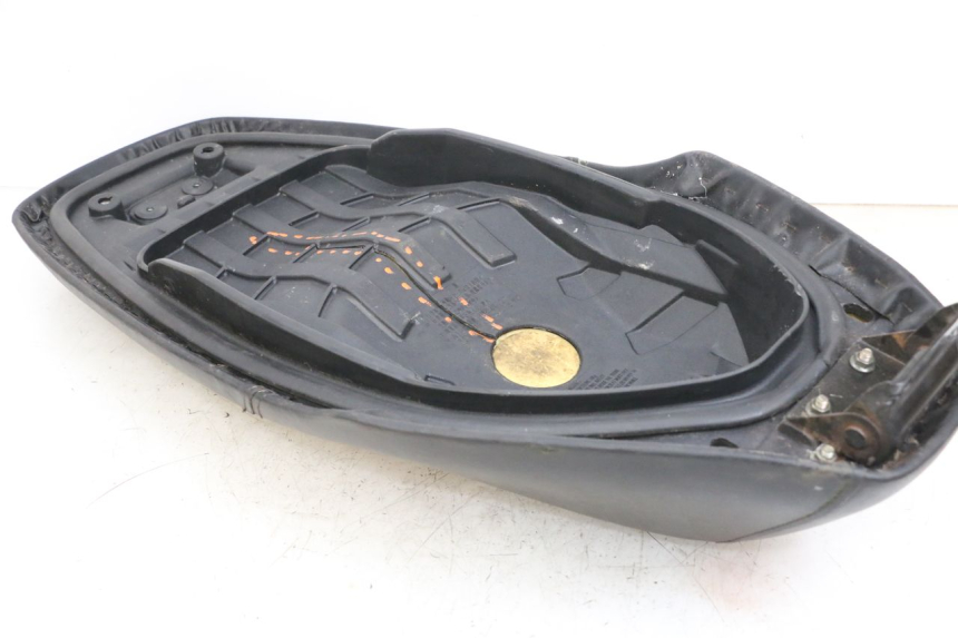 photo de ASIENTO SYM ORBIT III 3 4T 50 (2018 - 2021) - Primer plano técnico