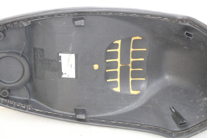 photo de ASIENTO PEUGEOT KISBEE 4T 50 (2010 - 2017)