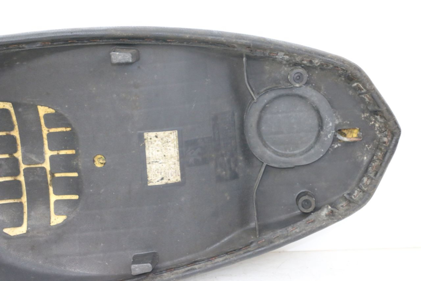 photo de ASIENTO PEUGEOT KISBEE 4T 50 (2010 - 2017)