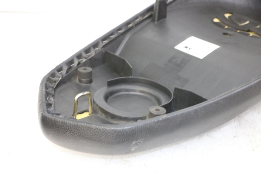 photo de ASIENTO PEUGEOT KISBEE 4T 50 (2018 - 2022)
