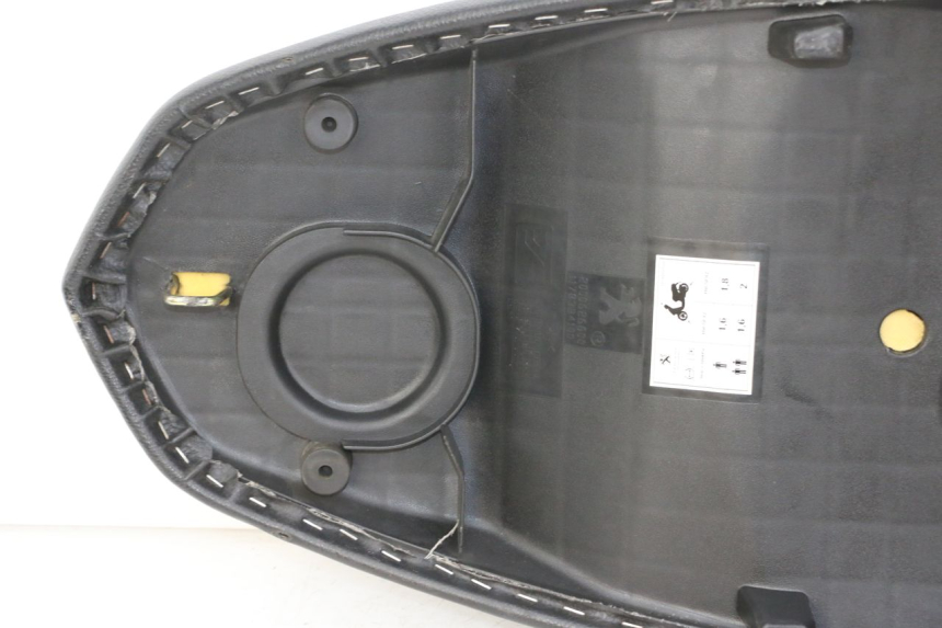 photo de ASIENTO PEUGEOT KISBEE 4T 50 (2018 - 2022)