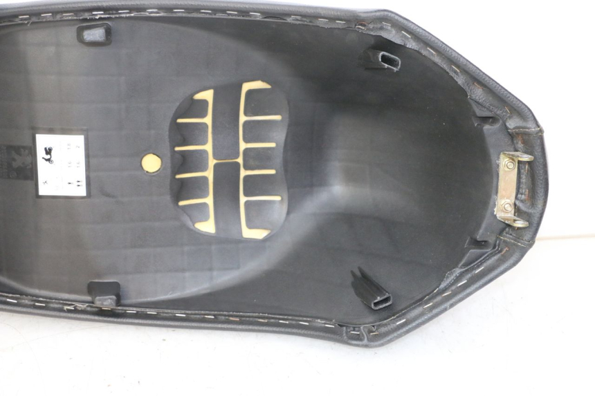 photo de ASIENTO PEUGEOT KISBEE 4T 50 (2018 - 2022)