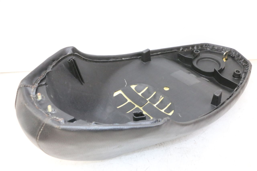 photo de ASIENTO PEUGEOT KISBEE 4T 50 (2010 - 2017)