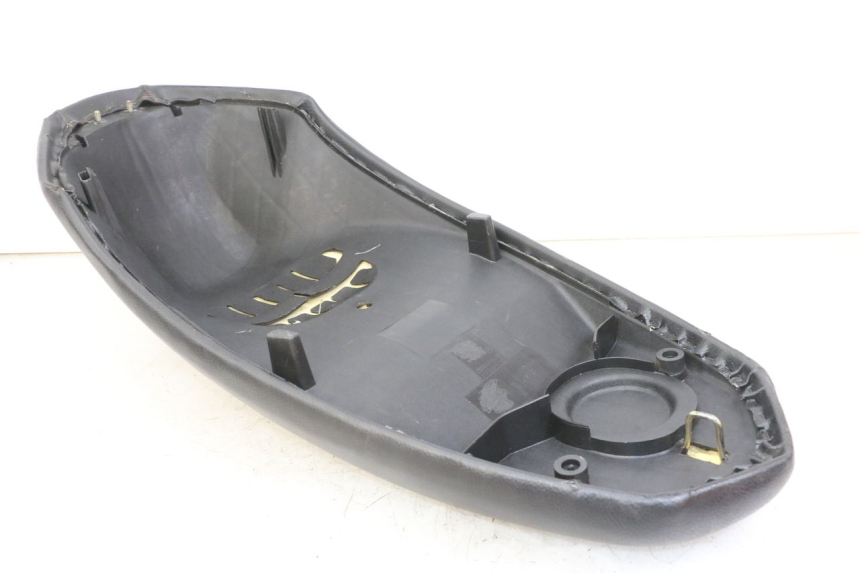 photo de ASIENTO PEUGEOT KISBEE 4T 50 (2010 - 2017)