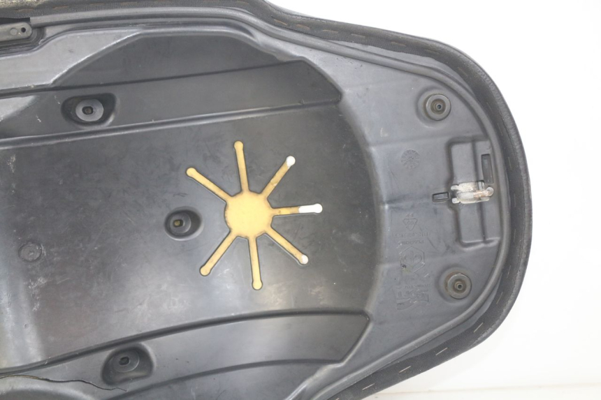 photo de ASIENTO PIAGGIO BEVERLY 125 (2010 - 2015)
