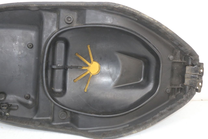 photo de ASIENTO PIAGGIO FLY 4T 50 (2004 - 2010)