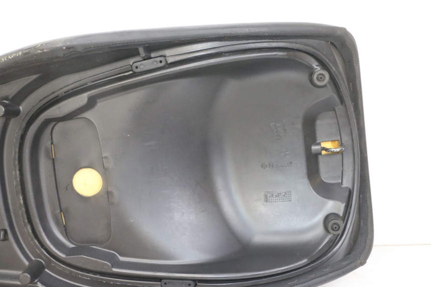 photo de ASIENTO PIAGGIO XEVO - X EVO 125 (2007 - 2016)