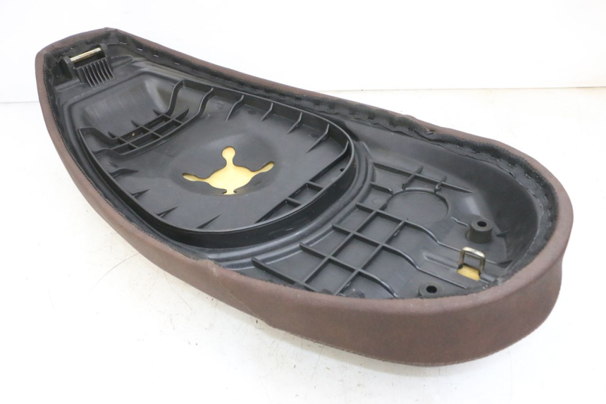 photo de ASIENTO EFUN PUSA 1 - Detalle de la pieza