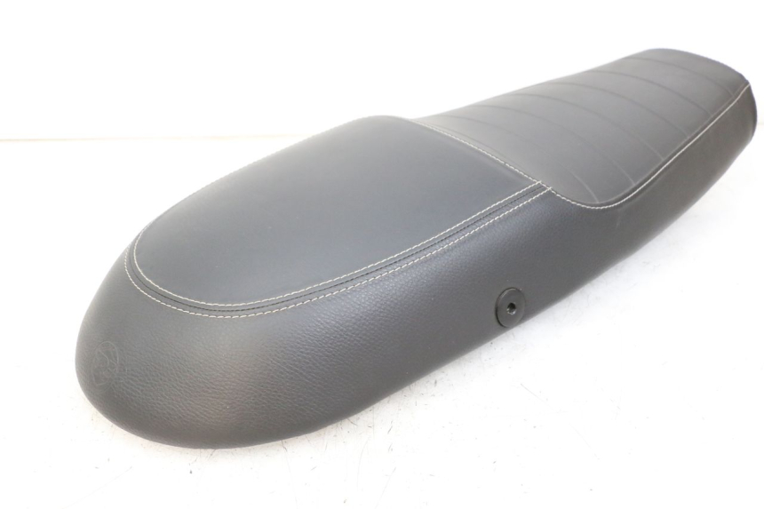 photo de ASIENTO ROYAL ENFIELD CONTINENTAL GT 650 (2019 - 2024)