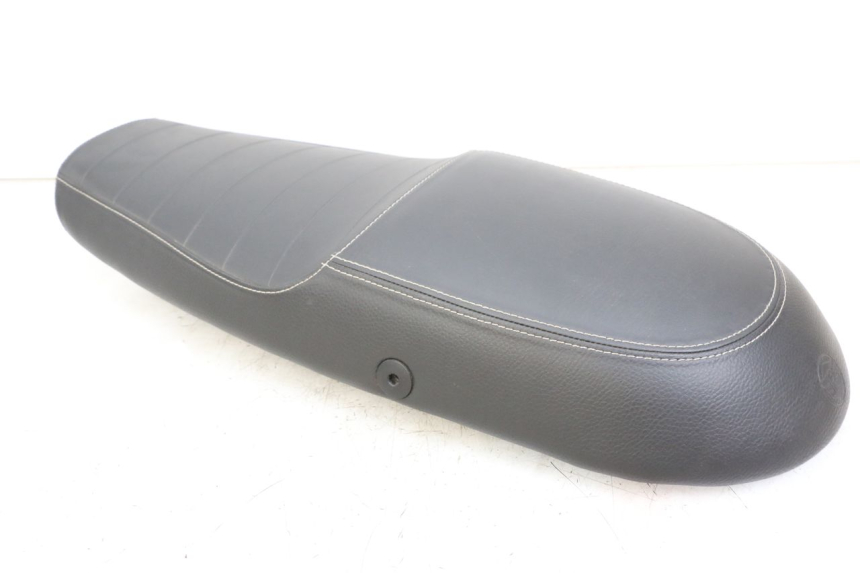 photo de ASIENTO ROYAL ENFIELD CONTINENTAL GT 650 (2019 - 2024)