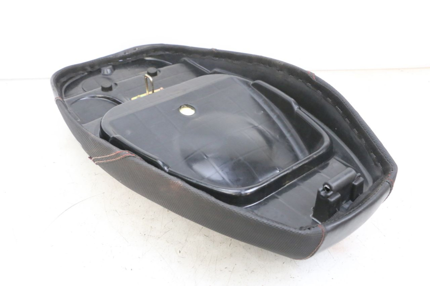 photo de ASIENTO JM MOTORS SANTANA EVO 50 (2024 - 2026) - Otra perspectiva