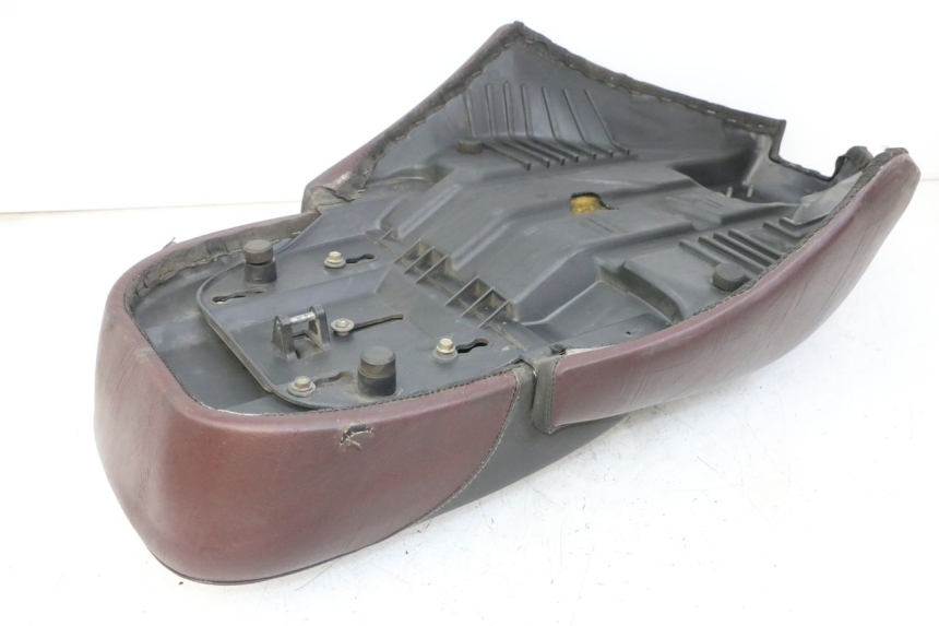 photo de ASIENTO APRILIA SCARABEO GT TOURING 125 (1999 - 2005)