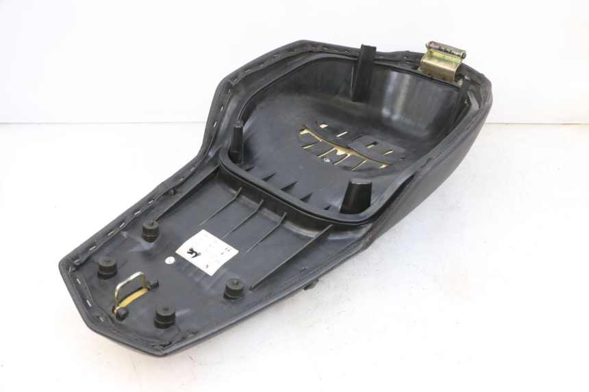 photo de ASIENTO PEUGEOT SPEEDFIGHT 4 4T EFI 50 (2021 - 2025) - Zoom estado de uso