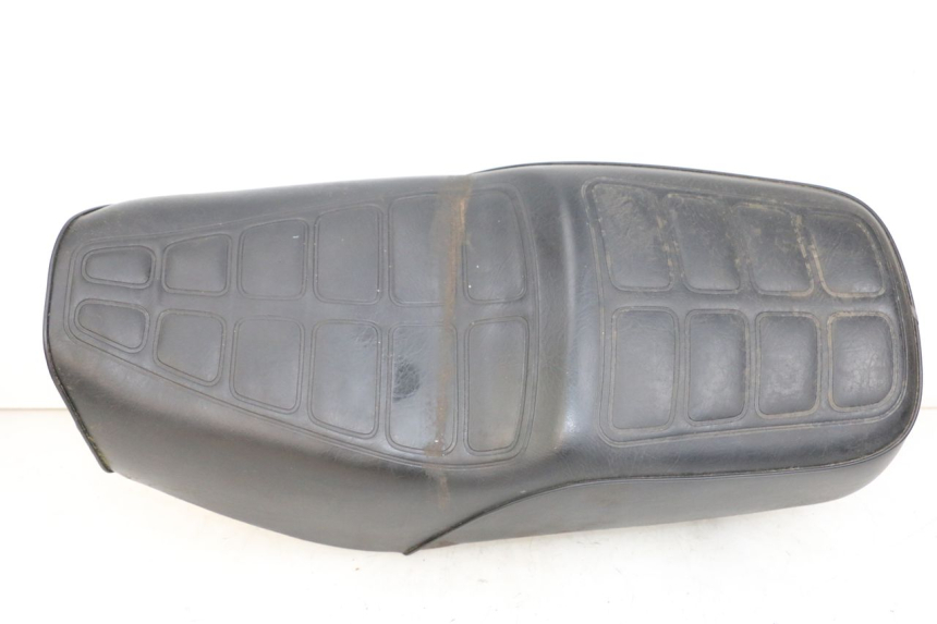 photo de ASIENTO SUZUKI GN 125 (1997 - 2000)