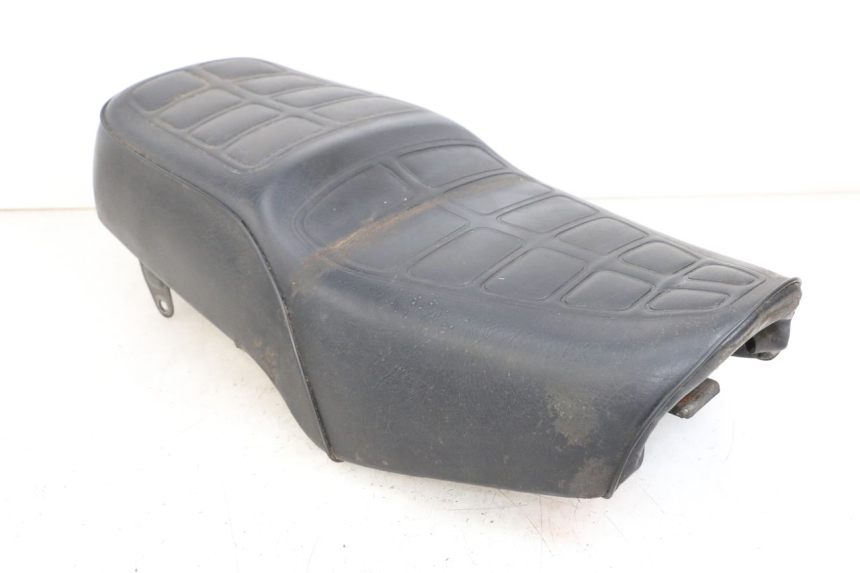 photo de ASIENTO SUZUKI GN 125 (1997 - 2000)