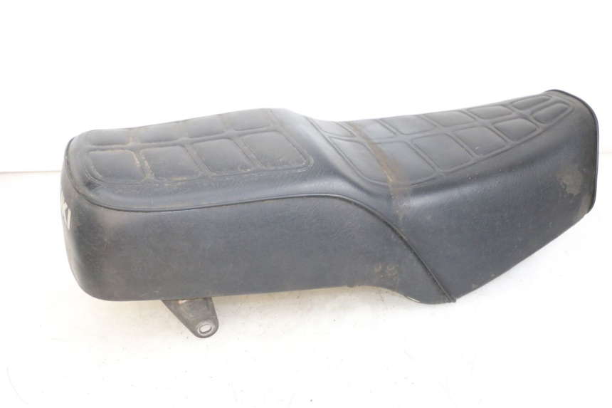 photo de ASIENTO SUZUKI GN 125 (1997 - 2000)