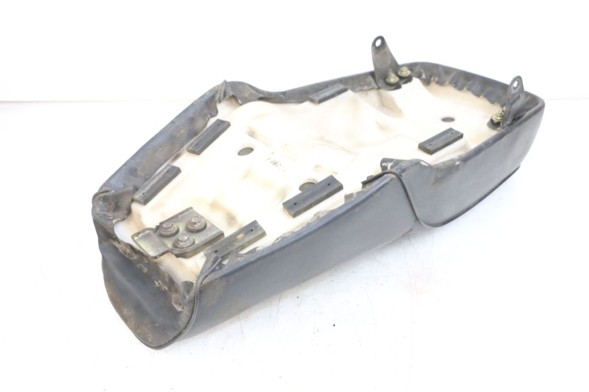 photo de ASIENTO SUZUKI GN 125 (1997 - 2000)