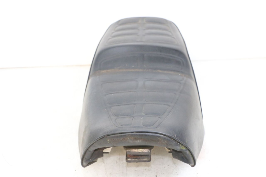 photo de ASIENTO SUZUKI GN 125 (1997 - 2000)