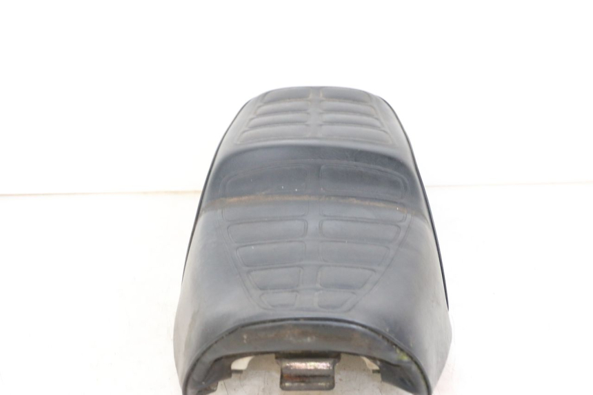 photo de ASIENTO SUZUKI GN 125 (1997 - 2000)