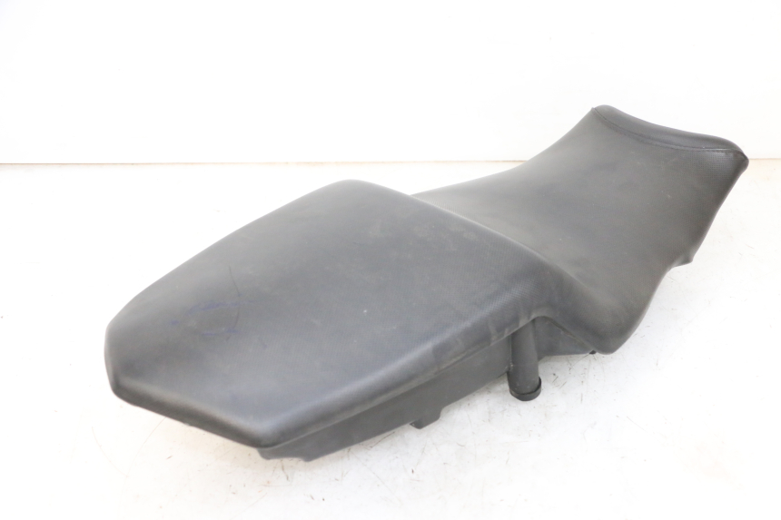 photo de ASIENTO YAMAHA TZR 50 (2008 - 2016) - Otra perspectiva