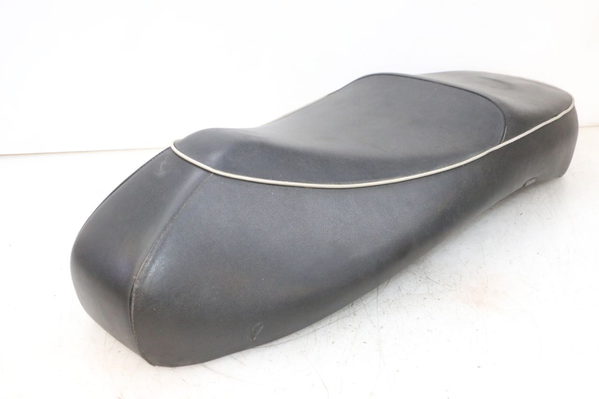 photo de ASIENTO PIAGGIO VESPA GTS SUPER IE 125 (2009 - 2016) - Marcados y referencias originales