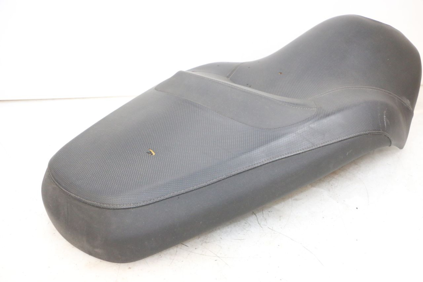 photo de ASIENTO YAMAHA XMAX X-MAX 125 (2006 - 2009) - Enfoque en la estructura