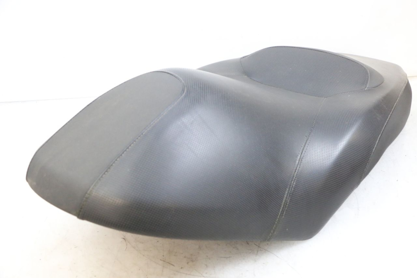 photo de ASIENTO YAMAHA XMAX X-MAX 125 (2006 - 2009) - Marcados y referencias originales