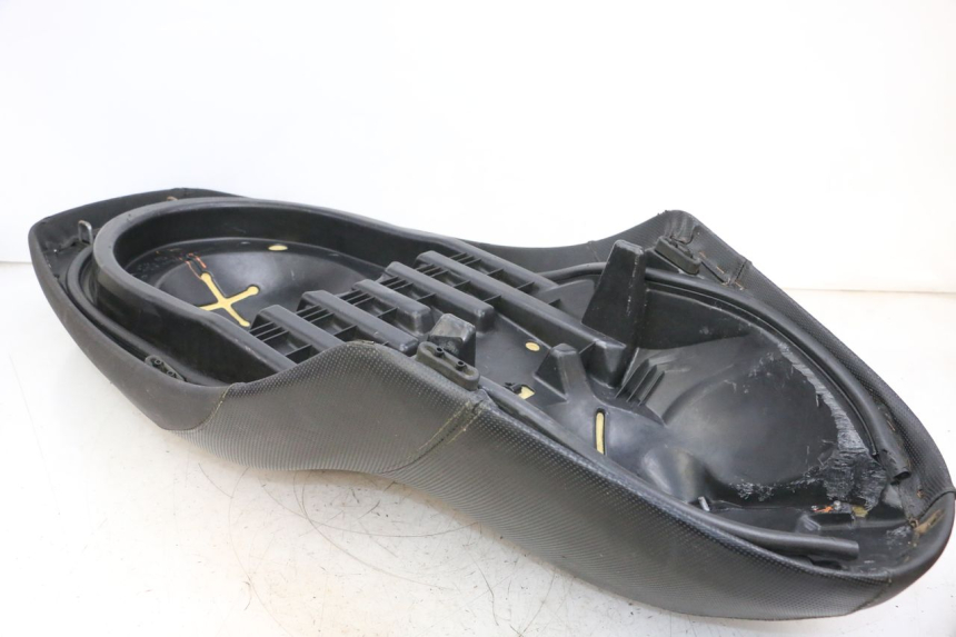 photo de ASIENTO YAMAHA XMAX X-MAX 125 (2006 - 2009) - Ángulo de visión alternativo