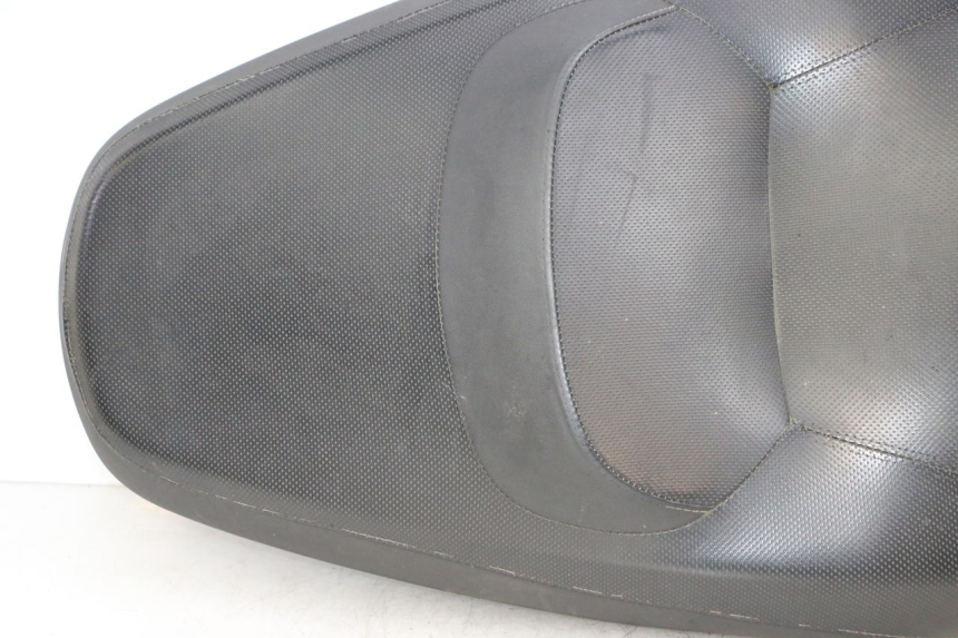 photo de ASIENTO YAMAHA XMAX X-MAX 125 (2006 - 2009) - Zoom sobre los componentes