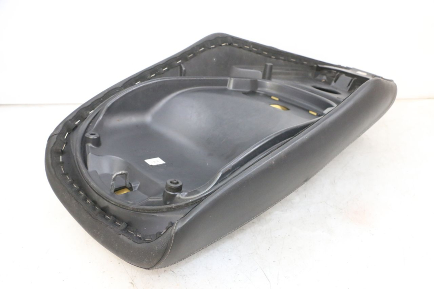 photo de ASIENTO PIAGGIO XEVO - X EVO 125 (2007 - 2016) - Primer plano técnico