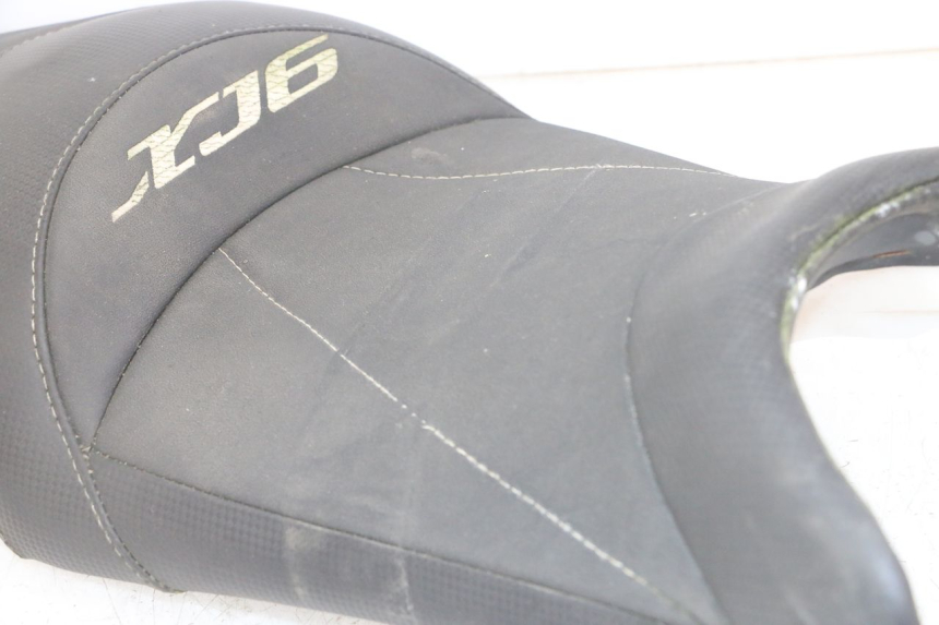 photo de ASIENTO YAMAHA XJ6 ABS 600 (2008 - 2016)
