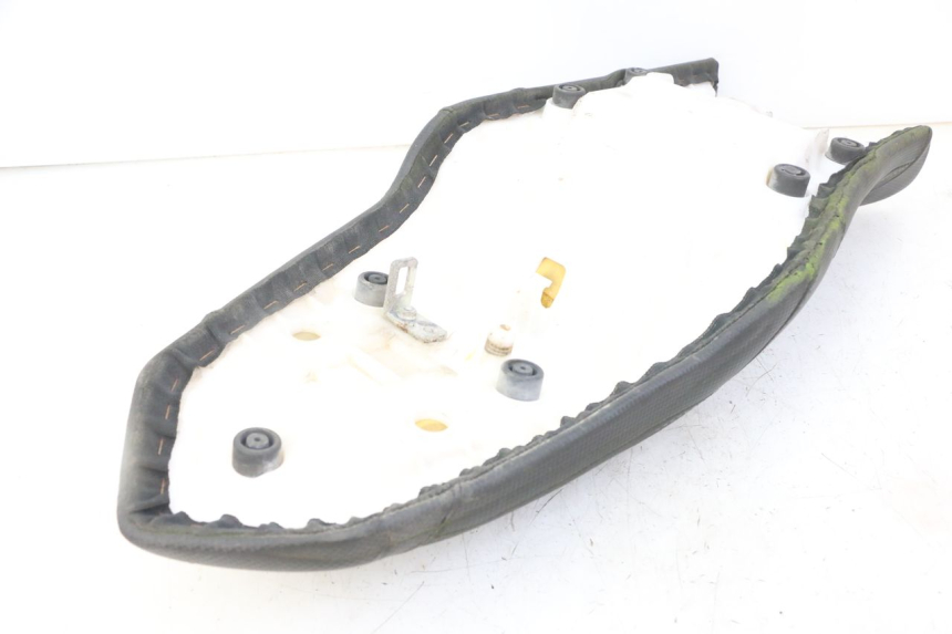 photo de ASIENTO YAMAHA XJ6 ABS 600 (2008 - 2016)