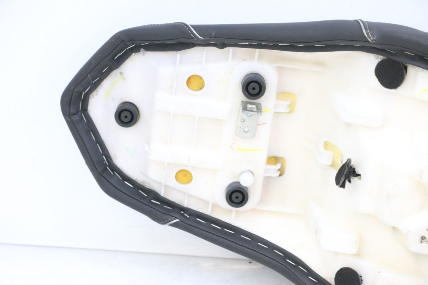 photo de ASIENTO YAMAHA XJ6 ABS 600 (2008 - 2016)