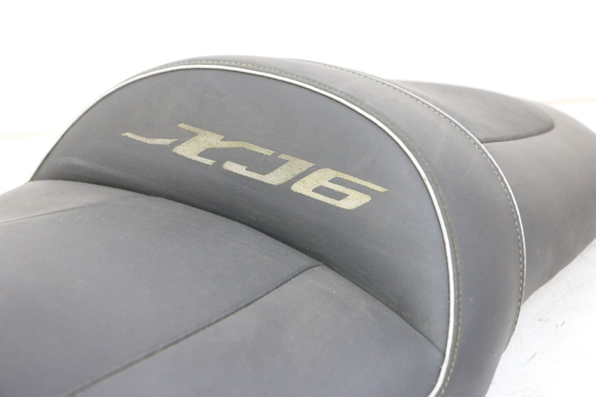 photo de ASIENTO YAMAHA XJ6 ABS 600 (2008 - 2016)