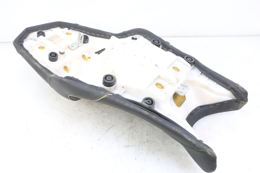 photo de ASIENTO YAMAHA XJ6 ABS 600 (2008 - 2016)