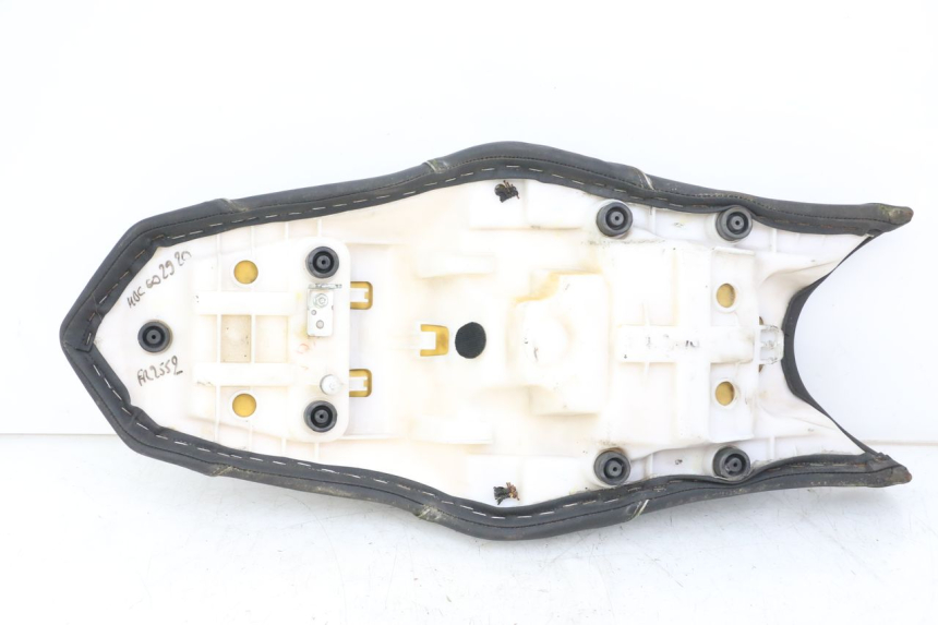 photo de ASIENTO YAMAHA XJ6 ABS 600 (2008 - 2016)